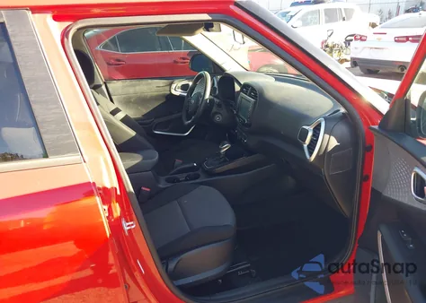 2020 Kia Soul Lx z USA, uszkodzony, nr VIN KNDJ23AU9L7076328